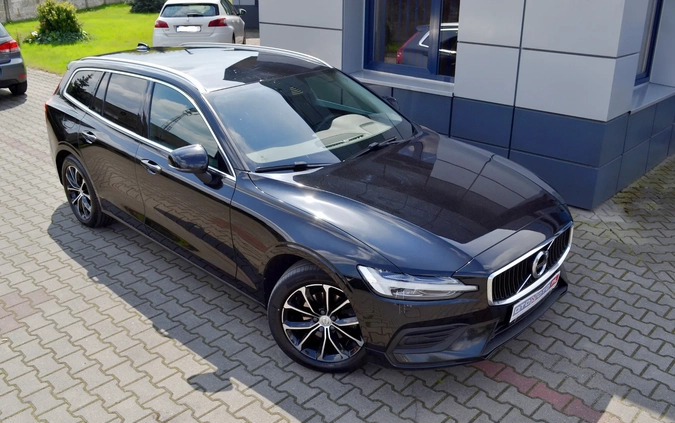 Volvo V60 cena 84900 przebieg: 231260, rok produkcji 2019 z Ćmielów małe 781